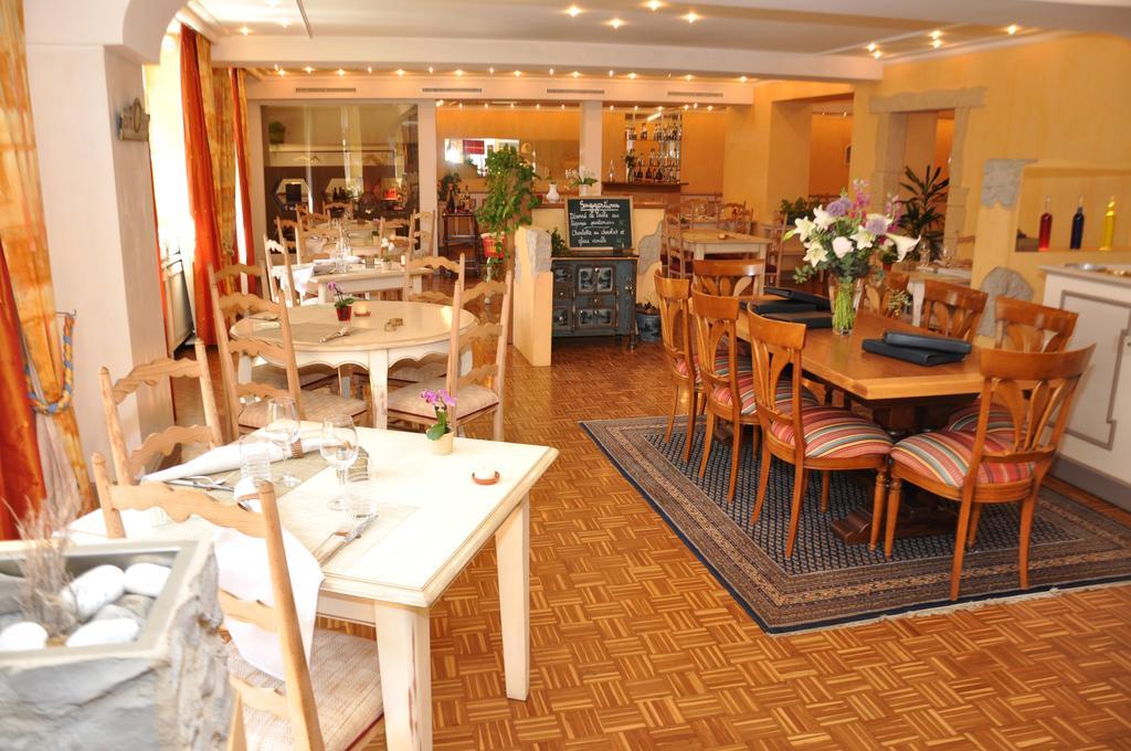 Hotel-Restaurant De La Tour Εξωτερικό φωτογραφία