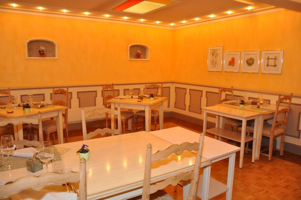 Hotel-Restaurant De La Tour Εξωτερικό φωτογραφία