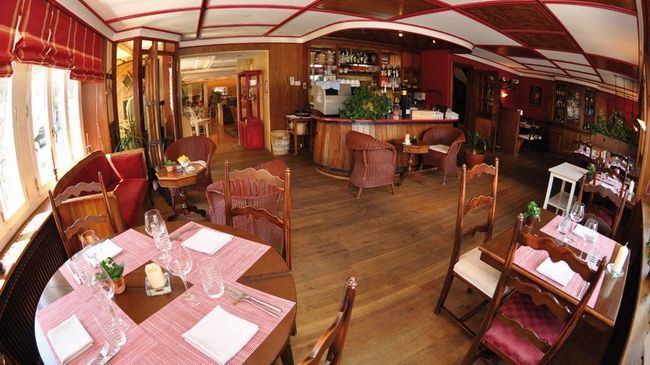 Hotel-Restaurant De La Tour Εστιατόριο φωτογραφία